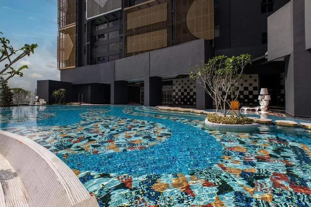 Arte Cheras, Kuala Lumpur 3 Room X 8 Pax Klcc Nice View Karaoke With Bathtub 0*,  Malezja
